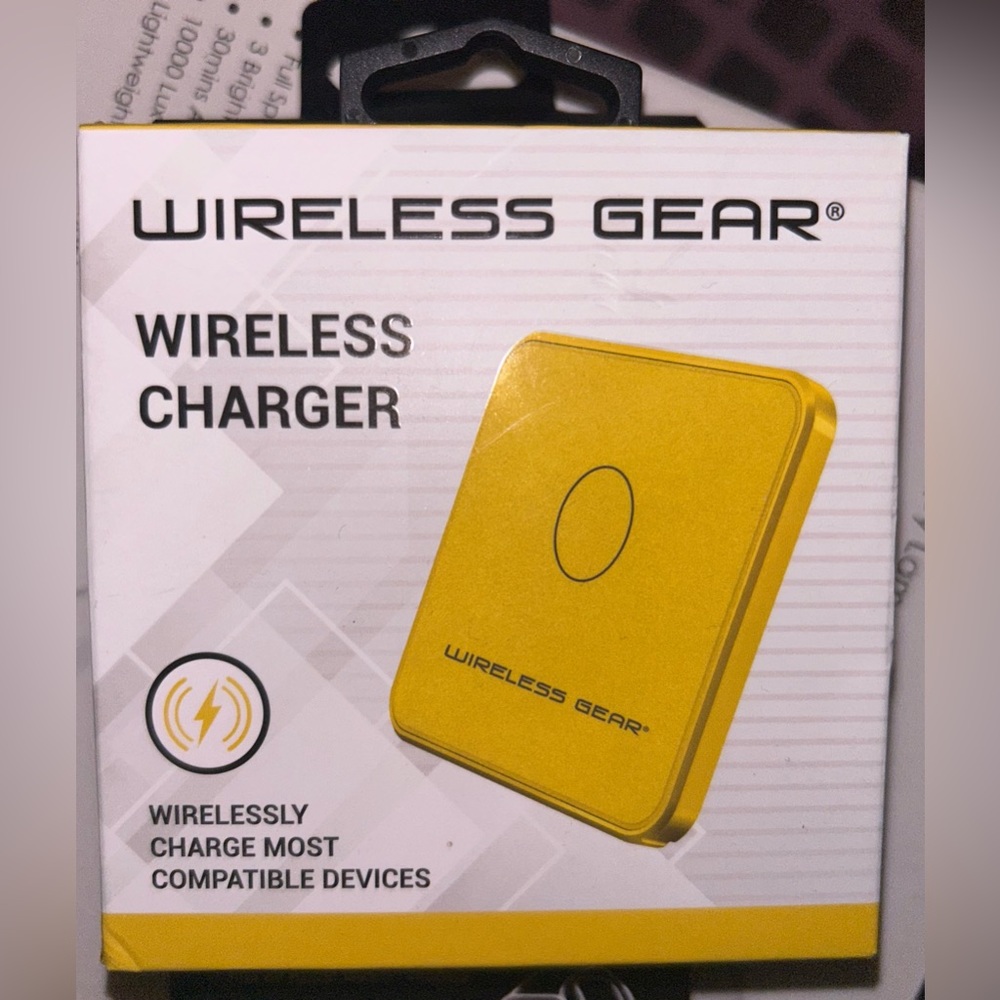 NWT Wireless Gear Wireless Charger